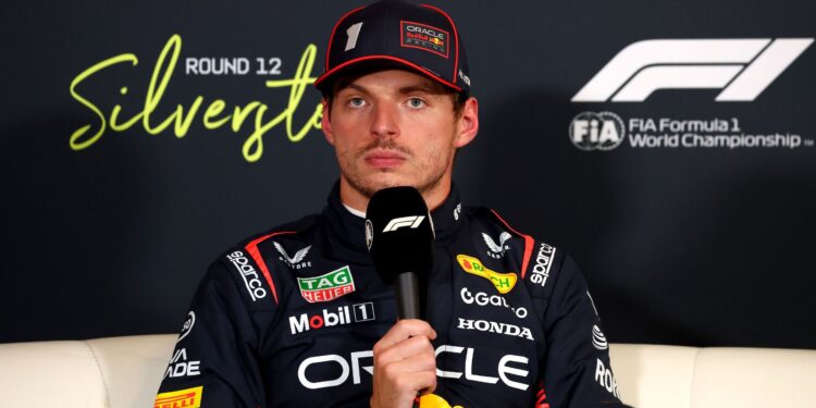 Verstappen sobre RBR em 2026.