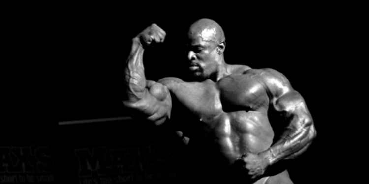 A lesão que afeta Ronnie Coleman até hoje em dia