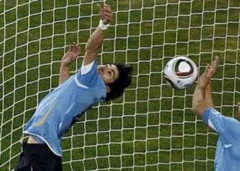 Essa foi a pior bola de futebol já criada
