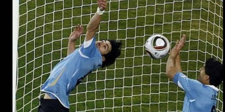 Essa foi a pior bola de futebol já criada