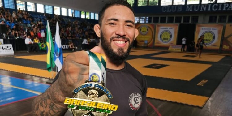 Jefferson Pontes vai em busca do cinturão do GP dos leves – Foto: arquivo pessoal