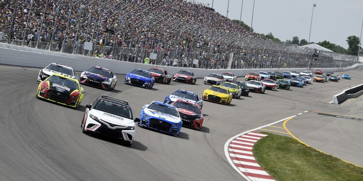 Quanto recebe o campeão da Nascar?