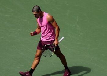 Alcaraz em jogo contra Darderi no US Open