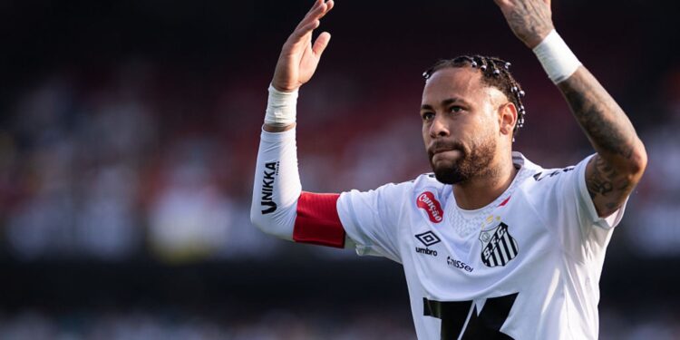 Neymar com a camisa do Santos