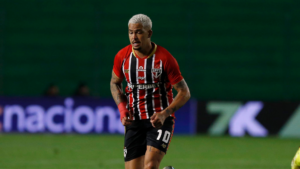 Luciano durante jogo do São Paulo