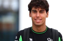 Bortoleto na F1 pela Sauber.