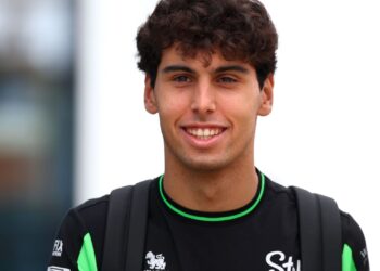 Bortoleto na F1 pela Sauber.