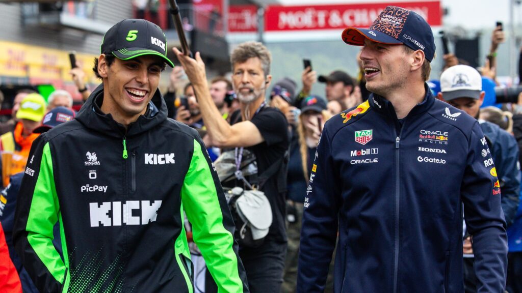 Bortoleto elogia Verstappen na F1, mas faz ressalva: “Inigualável…”