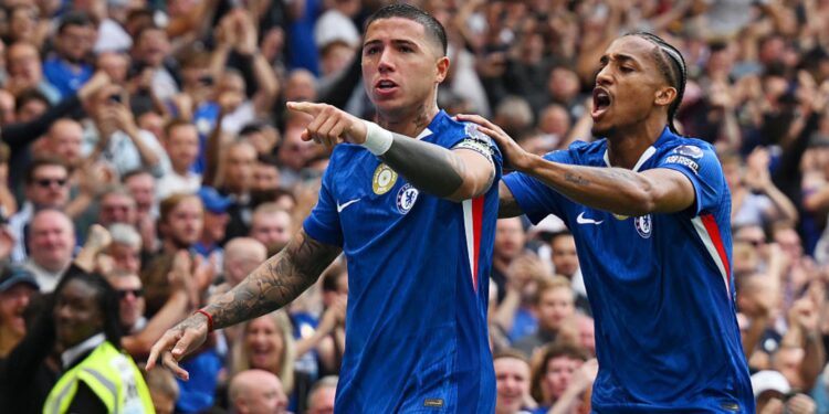 João Pedro e Enzo Fernández marcaram os gols do Chelsea