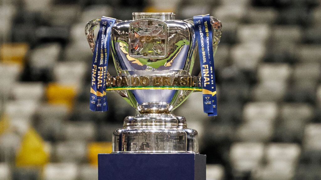 A influência das premiações na gestão financeira dos clubes brasileiros