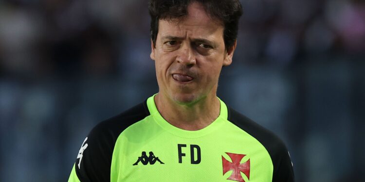Fernando Diniz, técnico do Vasco.