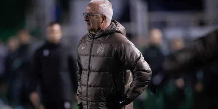 Dorival Jr, técnico do Corinthians.