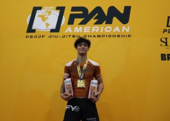 Enzo Yamasaki foi o grande nome do Pan-Americano da PBJJF ao conquistar o peso e o absoluto com e sem kimono – Foto: divulgação