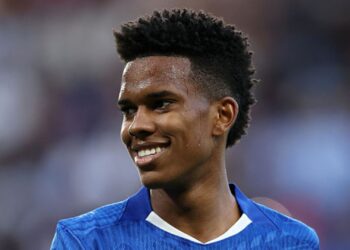 Estevão começou com o pé direito no Chelsea