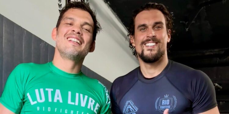 O ator Felipe Roque foi convidado por Miltinho Vieira para fazer a luta de inclusão social no evento – Foto: divulgação