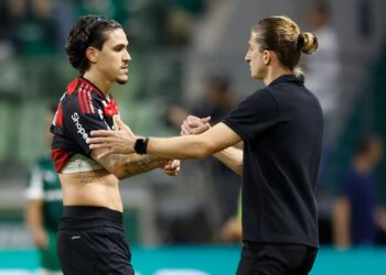 Pedro e Filipe Luís no Flamengo.