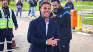 Arthur em sua chegada ao Grêmio