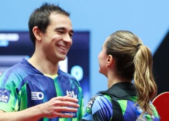 Hugo Calderano e Bruna Takahashi.