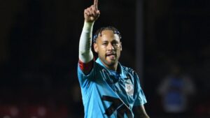 Neymar brilha em vitória do Santos.