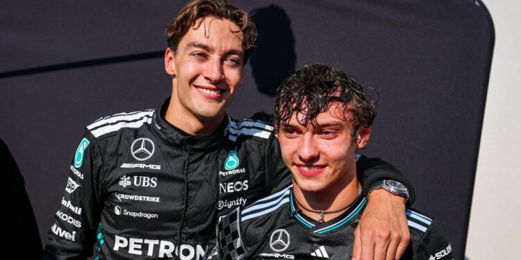 George Russell e Kimi Antonelli na F1.