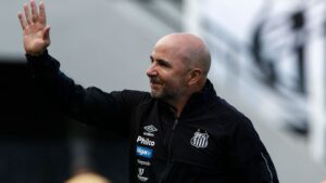 Sampaoli ainda nutre grande relação com o Santos