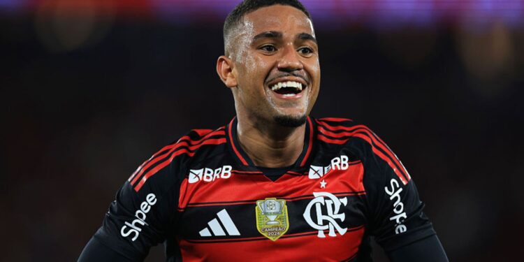 Samuel Lino está na lista de Ancelotti