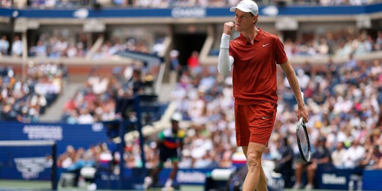 Sinner comemorando ponto no US Open