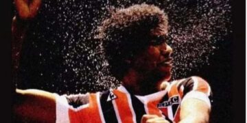 Ele é o artilheiro máximo da história do São Paulo