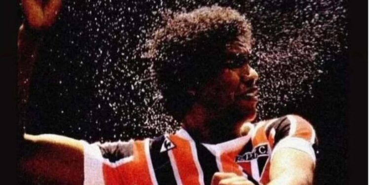 Ele é o artilheiro máximo da história do São Paulo