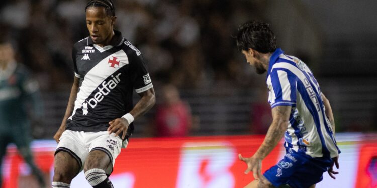 Vasco x CSA na Copa do Brasil.