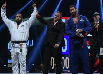 Victor Honório derrotou Sean Goolsby e garantiu a classificação da GFTeam as semifinais – Foto: divulgação