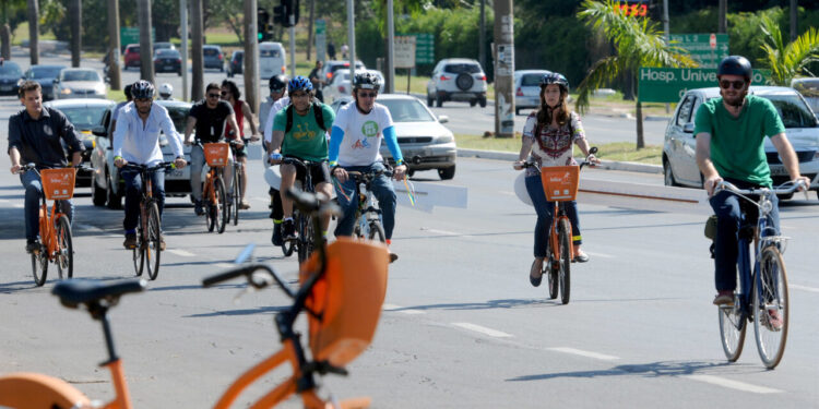 Os melhores tipos de roupa para suas pedaladas