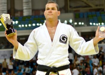 Roger Gracie estará presente no evento de celebração dos 100 anos da Família Gracie no Jiu-Jitsu — Foto: divulgação