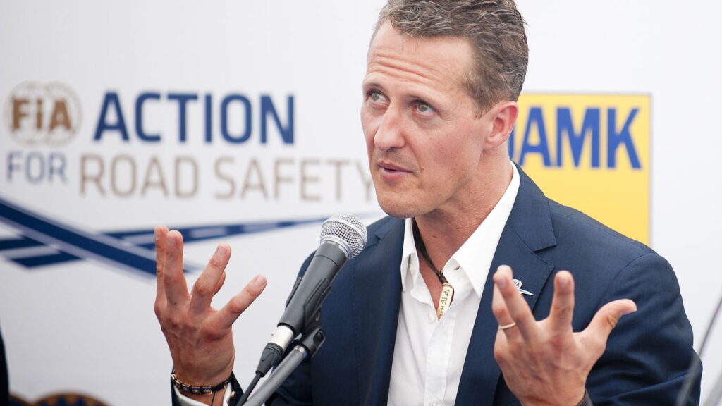 Schumacher “reaparece” em encontro emocionante com sua primeira neta