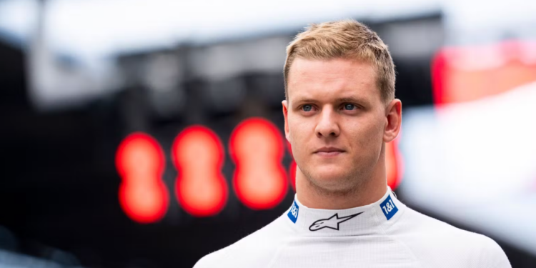 Schumacher fará teste inédito na Indy após sua volta