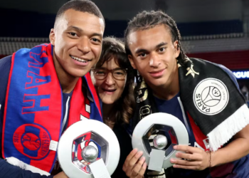 Como Mbappé consegue os melhores contratos graças a sua mãe