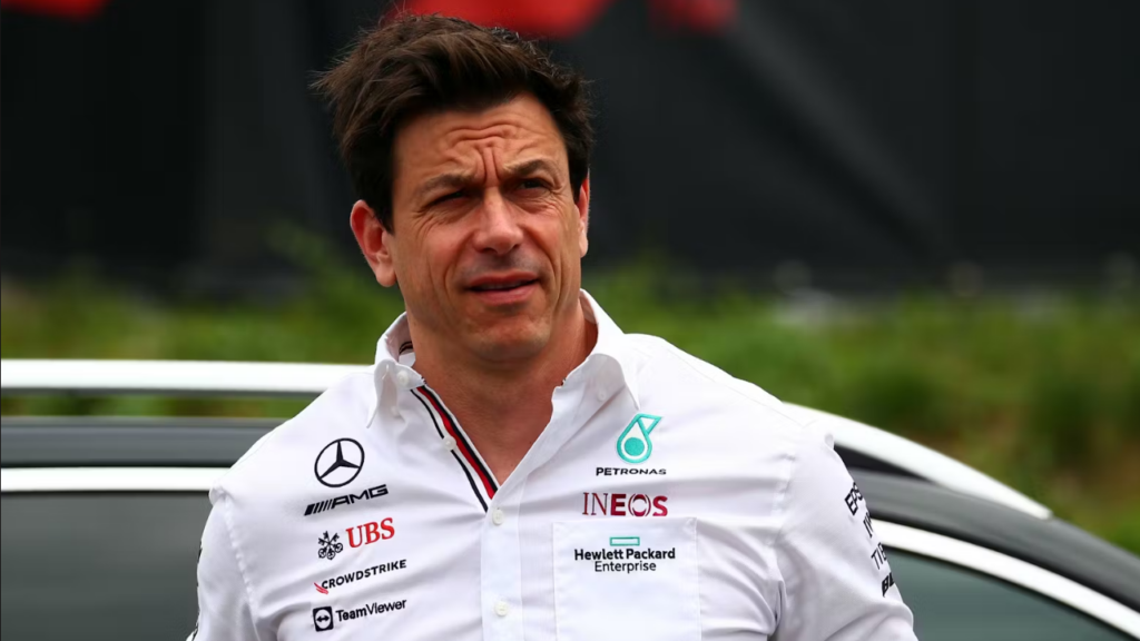 Impasse para renovação de contrato de Russell dificulta permanência na Mercedes