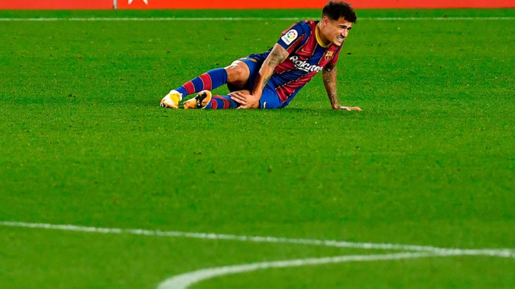 A lesão que fez Coutinho não se adaptar ao Barcelona