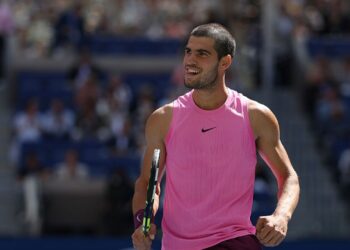 Alcaraz em ação nas quartas de final do US Open