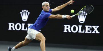 Alcaraz em ação na Copa Davis 2025