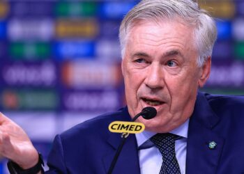 Ancelotti durante coletiva da Seleção Brasileira