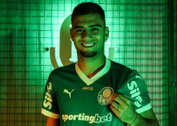 Andreas Pereira conhece estrutura do Palmeiras