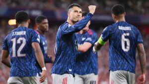 Arsenal vence Bilbao na Champions.
