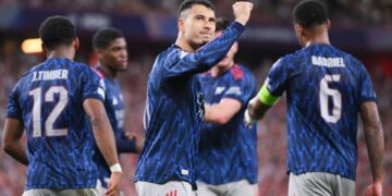 Arsenal vence Bilbao na Champions.