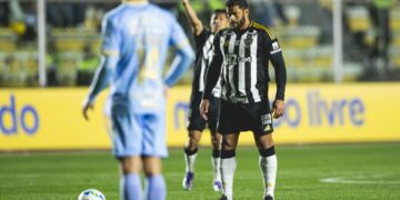 Hulk durante jogo do Atlético-MG contra o Bolívar