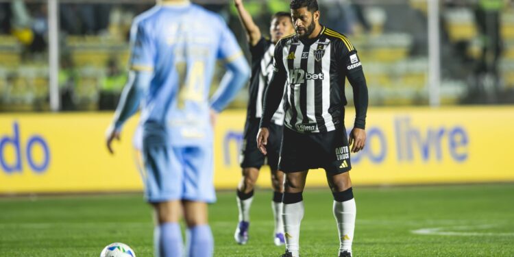 Hulk durante jogo do Atlético-MG contra o Bolívar