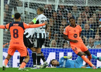 Rashford comemorando gol pelo Barcelona