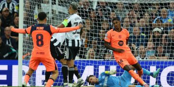 Rashford comemorando gol pelo Barcelona