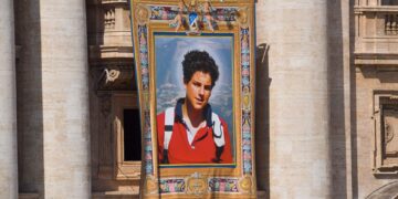 Quadro com foto de Carlo Acutis