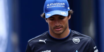 Como Sainz venceu uma corrida uma semana após ser operado